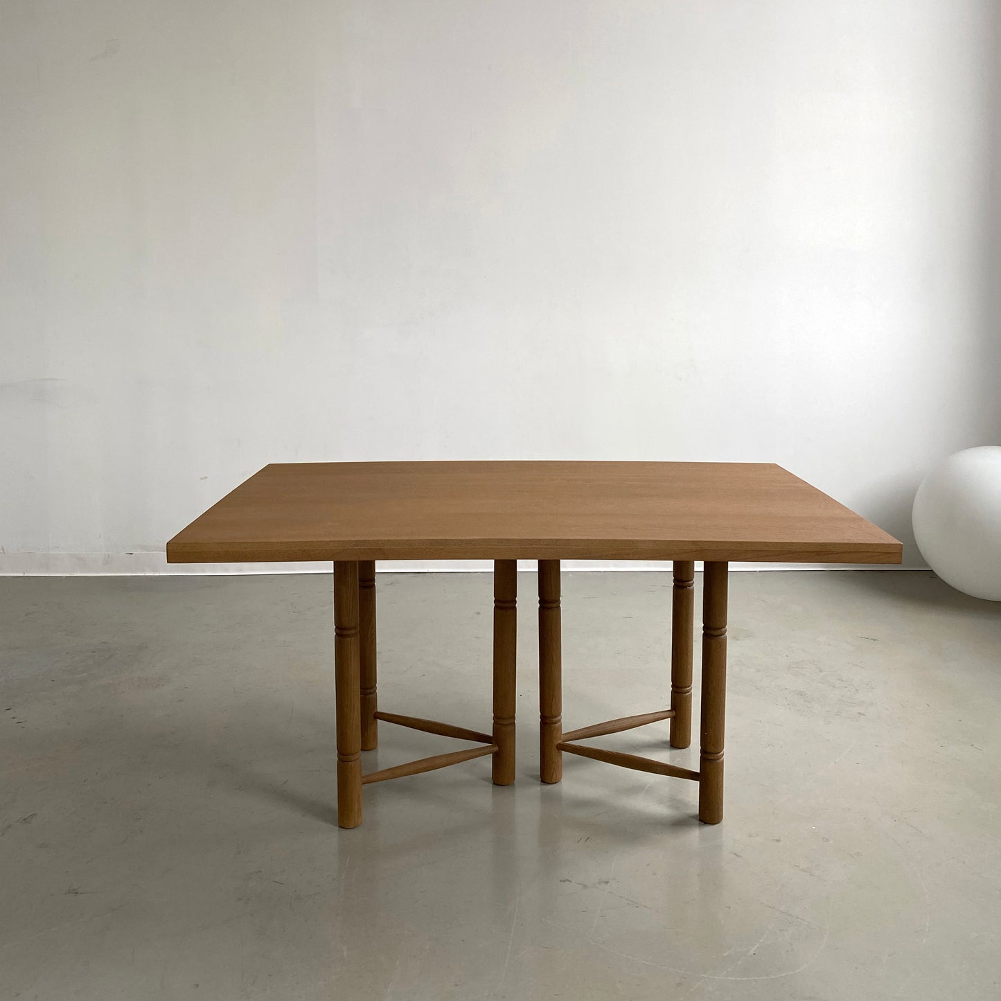 Farah Dining Table