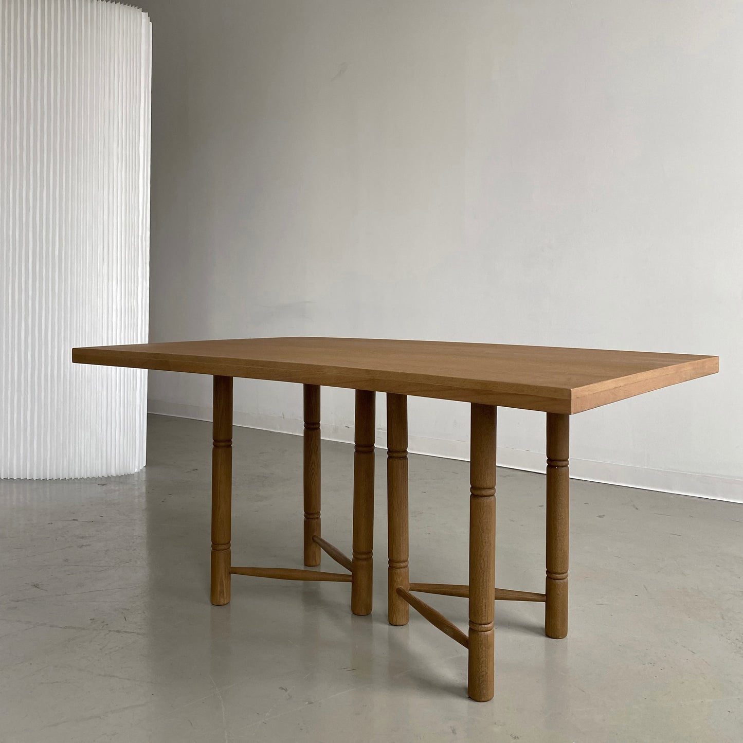 Farah Dining Table